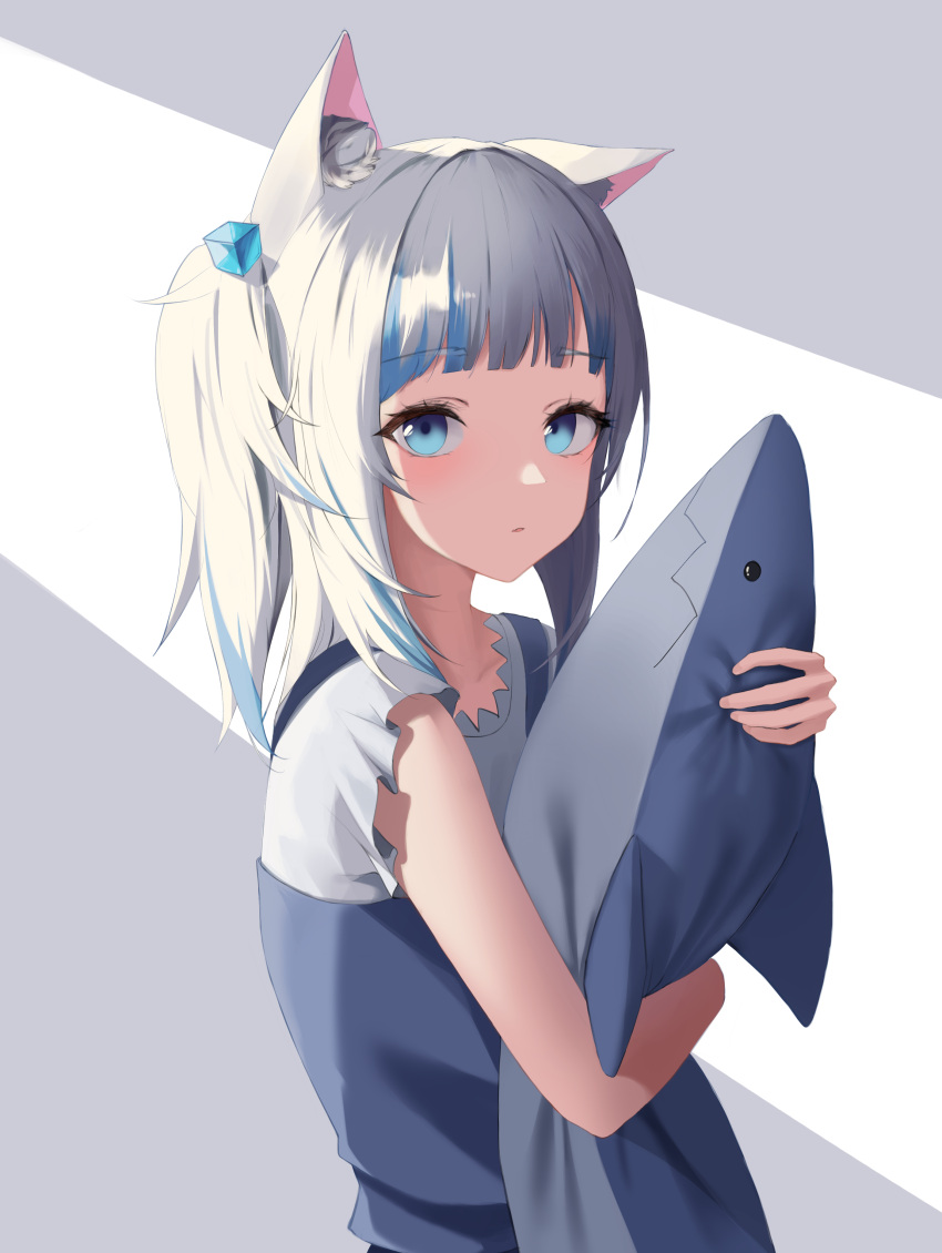 1girl absurdres animal_ear_fluff animal_ears bangs blue_dress blue_eyes blue_hair blunt_bangs cat_ears dodari dress eyebrows_visible_through_hair gawr_gura hair_ornament highres hololive hololive_english long_hair looking_at_viewer multicolored_hair object_hug pinafore_dress shirt short_sleeves silver_hair solo streaked_hair stuffed_animal stuffed_shark stuffed_toy two_side_up virtual_youtuber white_hair white_shirt