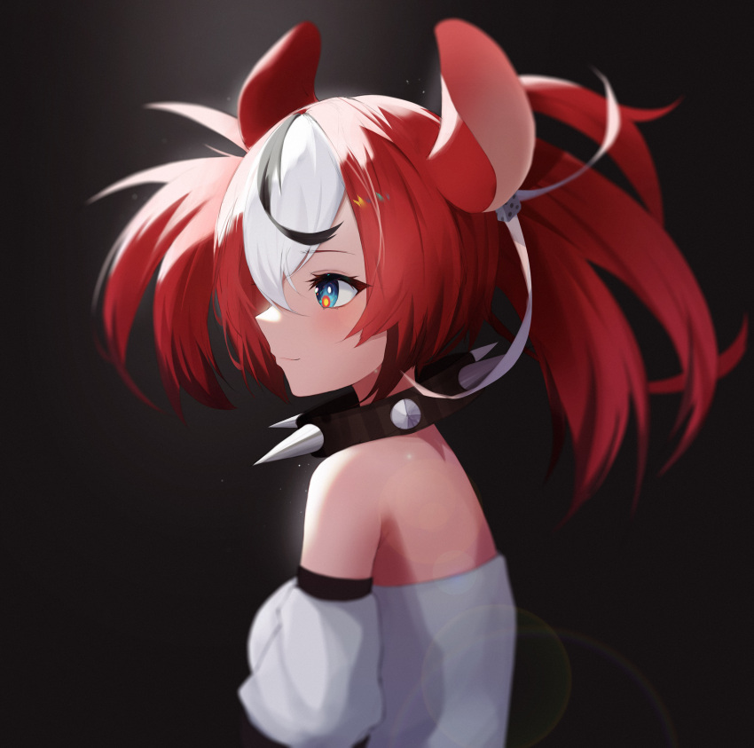 1girl absurdres animal_ears bangs black_background black_hair blue_eyes collar dice_hair_ornament dodari from_side hair_between_eyes hair_ornament hakos_baelz highres hololive hololive_english light_smile mouse_ears mouse_girl multicolored_hair redhead shirt sleeveless sleeveless_shirt solo spiked_collar spikes streaked_hair twintails virtual_youtuber white_hair white_shirt