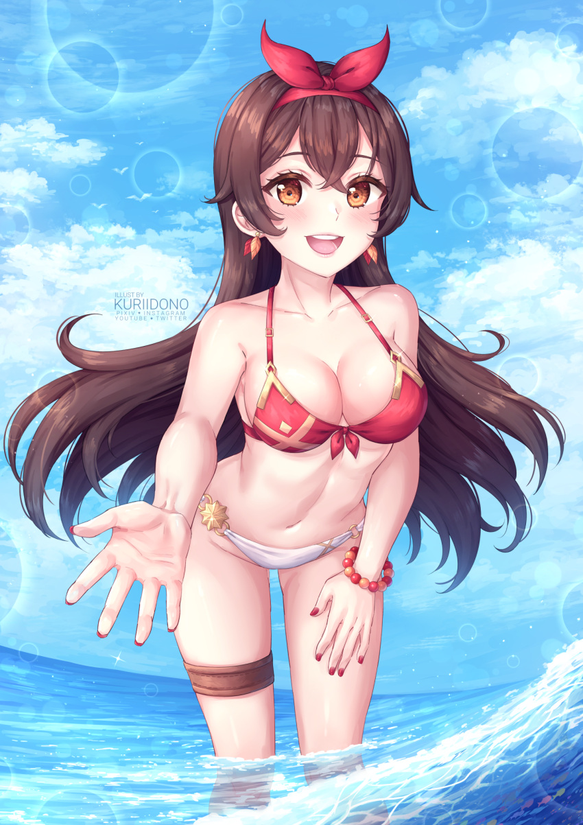 1girl amber_(genshin_impact) arched_back artist_name bangs bare_shoulders bead_bracelet beads bikini blue_sky bracelet breasts brown_hair collarbone commentary crossed_bangs day earrings foreshortening genshin_impact hair_ribbon hand_on_own_thigh highres horizon jewelry kuriidono leaning_forward long_hair looking_at_viewer medium_breasts mismatched_bikini nail_polish navel ocean open_mouth outdoors reaching_out red_bikini red_nails red_ribbon ribbon sky smile solo swimsuit thigh_strap thighs upper_teeth wading white_bikini