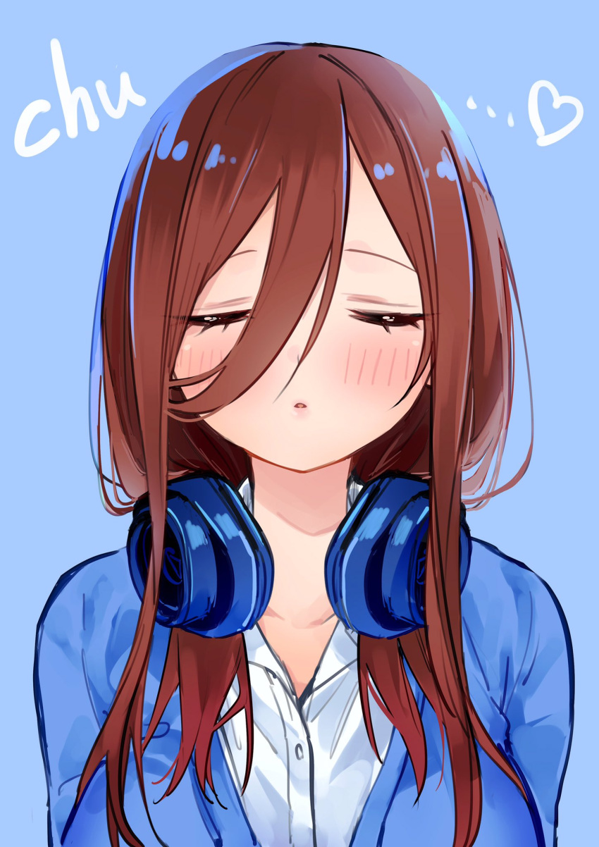 1girl blue_background blue_sweater blush breasts closed_eyes collared_shirt dress_shirt go-toubun_no_hanayome hair_between_eyes headphones headphones_around_neck heart highres incoming_kiss large_breasts long_hair memidesuyo nakano_miku parted_lips redhead shirt simple_background solo sweater upper_body white_shirt