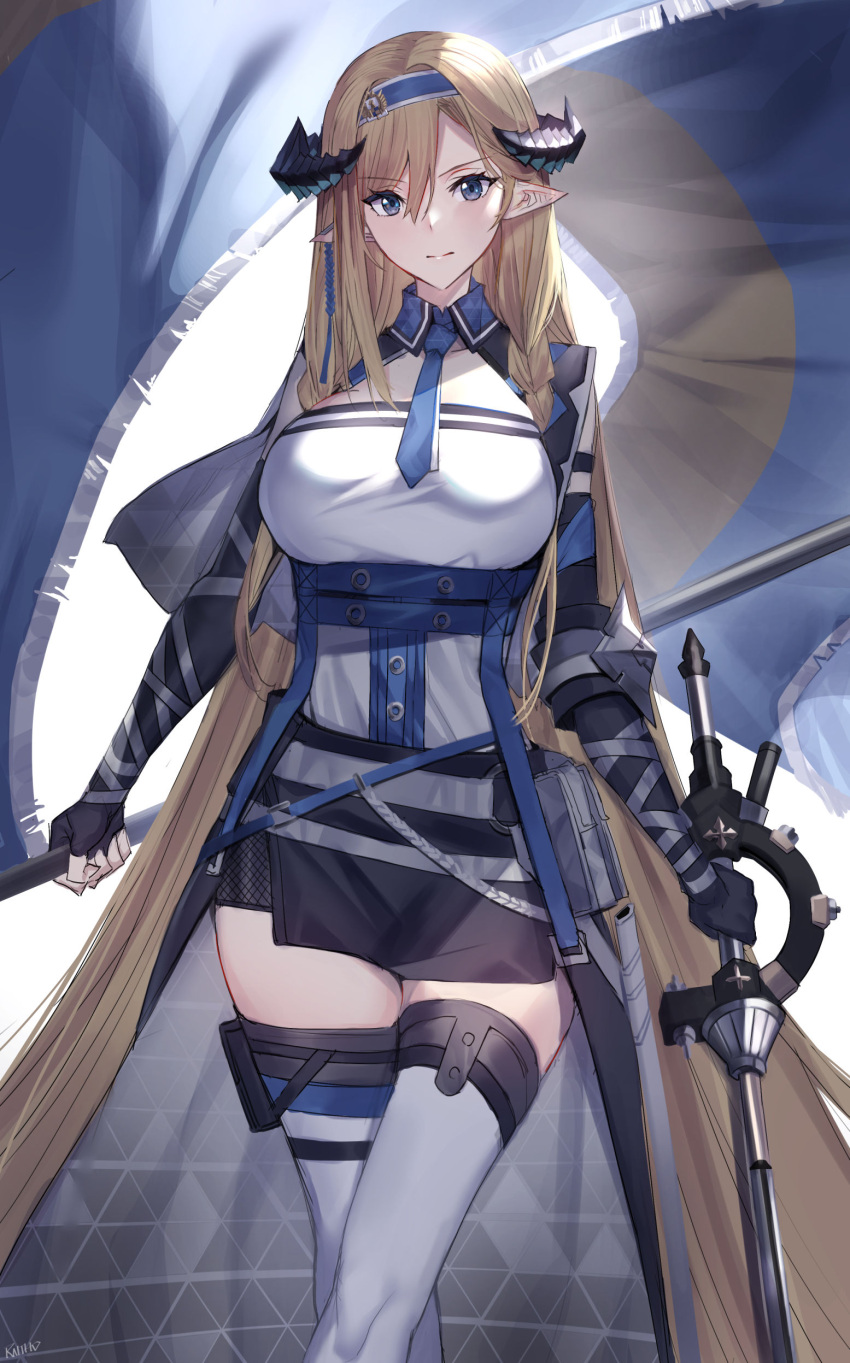 1girl absurdres arknights blonde_hair blue_eyes breasts collar collared_shirt crossed_legs dragon_girl dragon_horns dual_wielding gloves hairband highres holding horns long_hair necktie pointy_ears raitho104 saileach_(arknights) shirt skirt solo standing thigh-highs very_long_hair weapon
