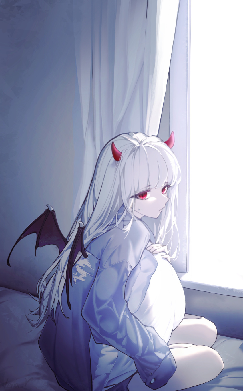 1girl absurdres bangs bed_sheet black_wings closed_mouth collared_shirt commentary curtains day demon_girl demon_horns demon_wings english_commentary eyebrows_visible_through_hair highres horns leria_v long_hair long_sleeves looking_at_viewer looking_back mini_wings object_hug original pillow pillow_hug red_eyes shirt sitting sleeves_past_fingers sleeves_past_wrists solo sunlight sweat very_long_hair white_hair white_shirt window wings yokozuwari