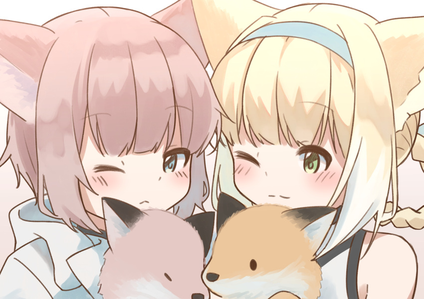 2girls ;) ;3 absurdres arknights bangs blonde_hair blue_eyes blunt_bangs braid brown_hair commentary_request eyebrows_visible_through_hair fox fox_tail green_eyes hairband highres hood hoodie long_hair looking_at_another multiple_girls one_eye_closed ryoku_sui short_hair sidelocks simple_background sleeveless smile sussurro_(arknights) suzuran_(arknights) tail twin_braids