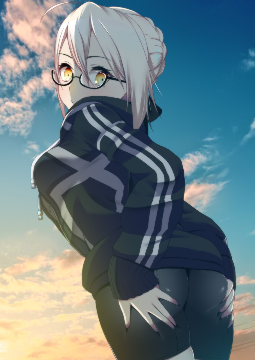 1girl ahoge artoria_pendragon_(fate) ashino_moto ass bangs bike_shorts black_jacket black_legwear black_shorts blonde_hair blue_sky blush braid breasts choker fate/grand_order fate_(series) french_braid glasses gradient_sky hair_between_eyes hair_bun highres hood hooded_jacket jacket long_hair long_sleeves looking_at_viewer looking_back medium_breasts mysterious_heroine_x_(alter)_(fate) orange_sky shirt shorts sidelocks sky solo thigh-highs thighs twilight white_shirt yellow_eyes