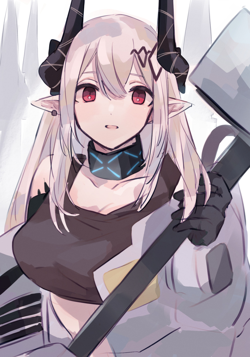 1girl arknights bangs bare_shoulders black_gloves breasts chunta commentary_request crop_top gloves hammer highres holding holding_hammer holding_weapon horns large_breasts long_hair long_sleeves looking_at_viewer midriff mudrock_(arknights) navel off_shoulder oripathy_lesion_(arknights) parted_lips pointy_ears red_eyes silver_hair simple_background solo sports_bra stomach upper_body weapon white_background