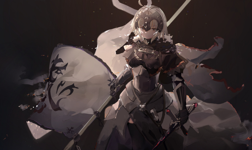 1girl ahoge armor armored_dress banner breasts chain fate/grand_order fate_(series) flag fur_trim gauntlets headpiece highres holding holding_sword holding_weapon jeanne_d'arc_(alter)_(fate) jeanne_d'arc_(fate) large_breasts plackart same_(sendai623) short_hair silver_hair solo sword weapon yellow_eyes
