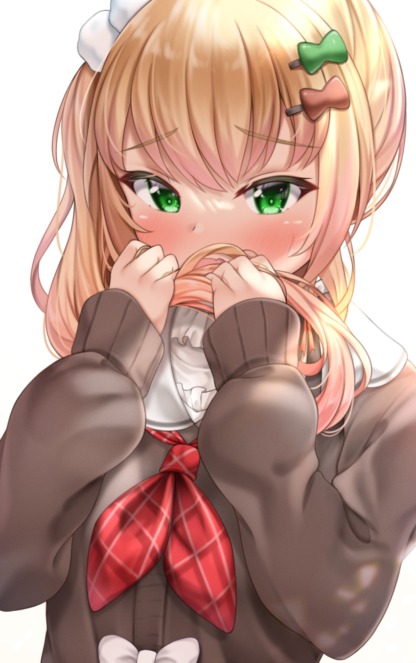 1girl blonde_hair blush brown_sweater eyebrows_visible_through_hair green_eyes hair_ornament hair_over_face hairclip highres hololive lomocya long_sleeves momosuzu_nene red_neckwear simple_background solo sweater virtual_youtuber white_background