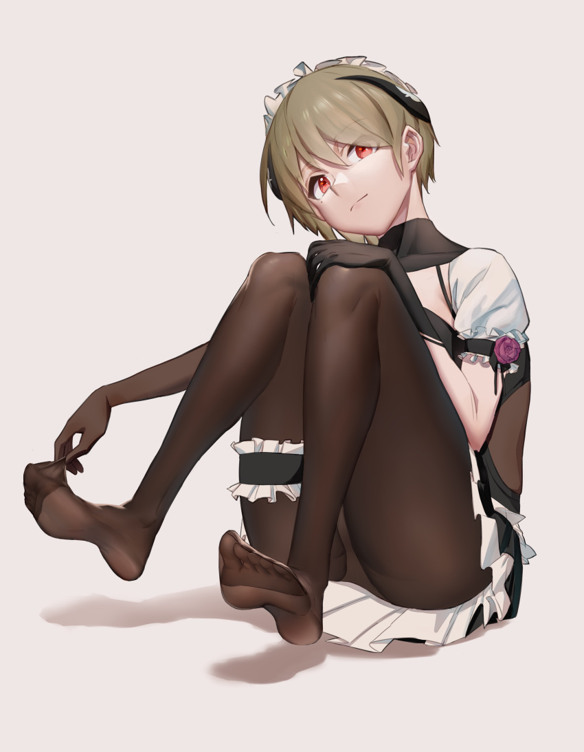 1girl absurdres asymmetrical_gloves bangs beige_background black_gloves black_legwear brown_hair closed_mouth feet full_body gloves hair_over_one_eye highres honkai_(series) honkai_impact_3rd legs looking_at_viewer maid maid_headdress no_shoes on_floor pantyhose rita_rossweisse rita_rossweisse_(umbral_rose) shadow short_hair short_sleeves simple_background sitting smile soles solo thighs uneven_gloves violet_eyes wow+