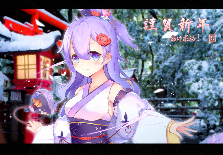 1girl absurdres azur_lane bangs blue_eyes blunt_bangs blurry commentary_request depth_of_field detached_sleeves eyebrows_visible_through_hair hair_between_eyes hair_ornament highres holding japanese_clothes lantern long_hair looking_at_viewer obi outstretched_arms photo_background ponytail pouch purple_hair rope sash sidelocks smile solo spread_arms translation_request unicorn_(azur_lane) unicorn_(prayer_of_plum_and_snow)_(azur_lane) wata_neo wide_sleeves