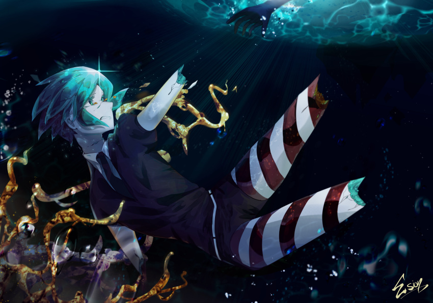 1other absurdres air_bubble amputee androgynous bangs belt bubble clenched_teeth collared_shirt commentary cracked_skin english_commentary esion gem_uniform_(houseki_no_kuni) green_eyes green_hair highres houseki_no_kuni light_particles necktie open_mouth phosphophyllite quadruple_amputee shirt short_hair short_sleeves shorts solo sparkle submerged teeth underwater