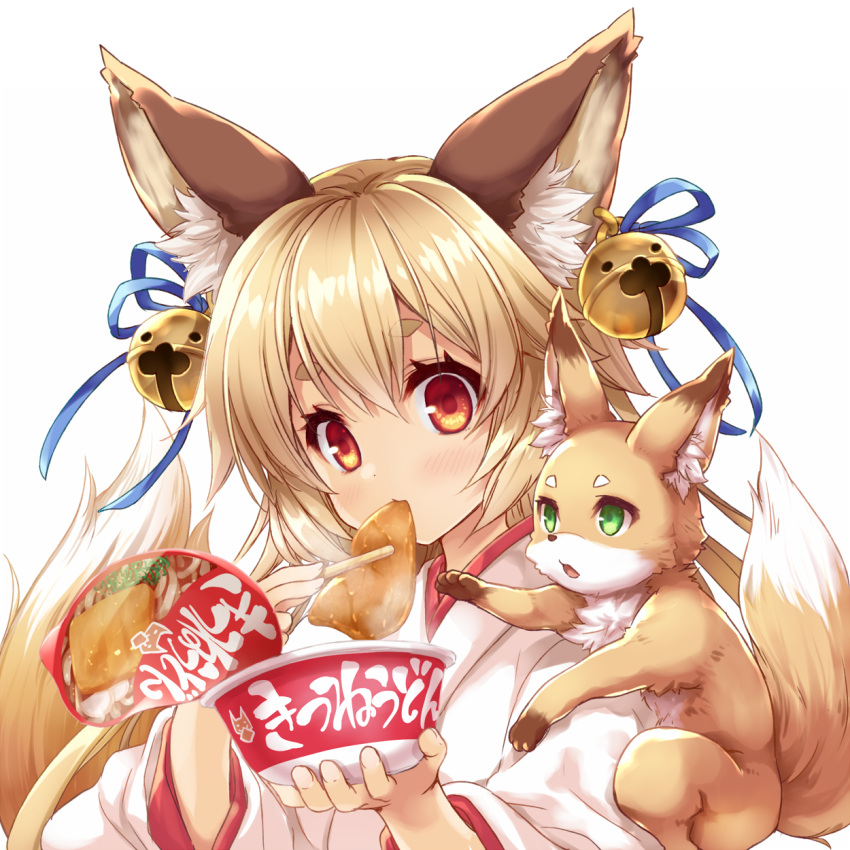 1girl animal_ear_fluff animal_ears bell blonde_hair blush chopsticks commentary_request eating eyebrows_visible_through_hair fox fox_ears fox_girl fox_tail green_eyes hair_bell hair_between_eyes hair_ornament highres holding holding_chopsticks japanese_clothes jingle_bell kimono kitsune_udon looking_at_viewer miko minase_(dragon_panda) original red_eyes simple_background tail white_background white_kimono