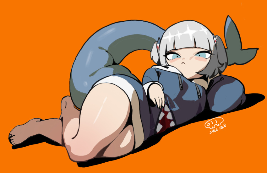 1girl bangs bare_legs barefoot blue_eyes blue_hoodie blunt_bangs blush_stickers closed_mouth commentary dated english_commentary fish_tail gawr_gura grey_hair hololive hololive_english hood hood_down hoodie looking_at_viewer lying on_side orange_background shark_tail signature simple_background solo tail toes two_side_up virtual_youtuber waterkuma