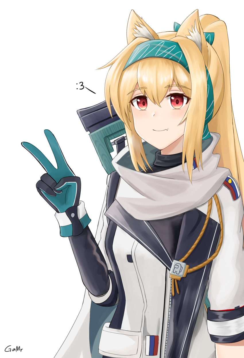 1girl :3 animal_ears arknights artist_name black_bodysuit blonde_hair bodysuit bow cat_ears closed_mouth eyebrows_visible_through_hair gamryous girls_frontline gloves green_bow green_hairband hair_bow hairband highres jacket long_hair looking_at_viewer multicolored multicolored_clothes multicolored_gloves ponytail red_eyes russian_flag scarf smile solo sora_(arknights) sv-98_(girls'_frontline) turtleneck upper_body v white_background white_jacket white_scarf