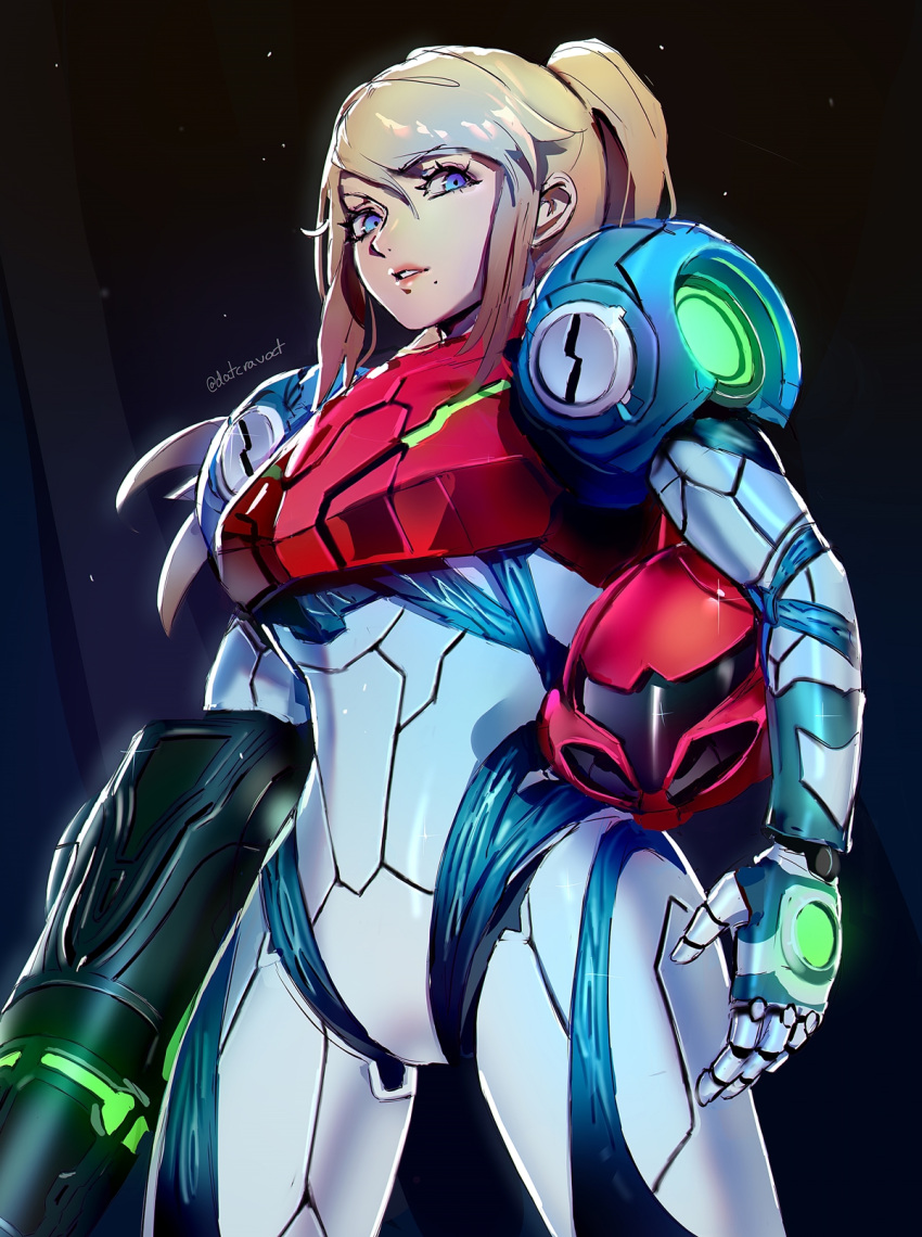 1girl arm_cannon armor bangs blonde_hair blue_eyes datcravat glowing gun helmet highres long_hair looking_at_viewer metroid metroid_dread mole mole_under_mouth ponytail power_armor samus_aran science_fiction sidelocks simple_background solo varia_suit visor weapon