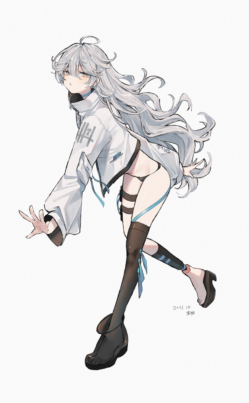 1girl black_legwear black_panties blue_choker choker grey_eyes grey_hair highres jacket long_hair long_sleeves long_torso looking_at_viewer mimelond no_pants original panties parted_lips shoes simple_background single_thighhigh solo thigh-highs thighs underwear very_long_hair white_background white_jacket