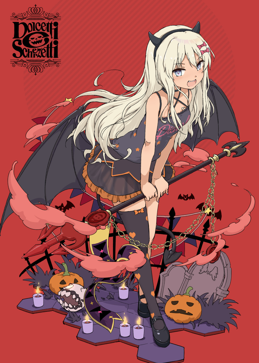 1girl abyssal_ship aka_ringo bat_wings black_dress black_footwear black_hairband black_legwear blonde_hair blue_eyes bow candle clothes_writing dress enemy_aircraft_(kancolle) fake_horns fang full_body grecale_(kancolle) hair_bow hairband halloween halloween_costume heart heart_print highres horns jack-o'-lantern kantai_collection long_hair mary_janes official_alternate_costume pink_bow red_background shoes single_thighhigh solo thigh-highs tombstone wavy_hair wings