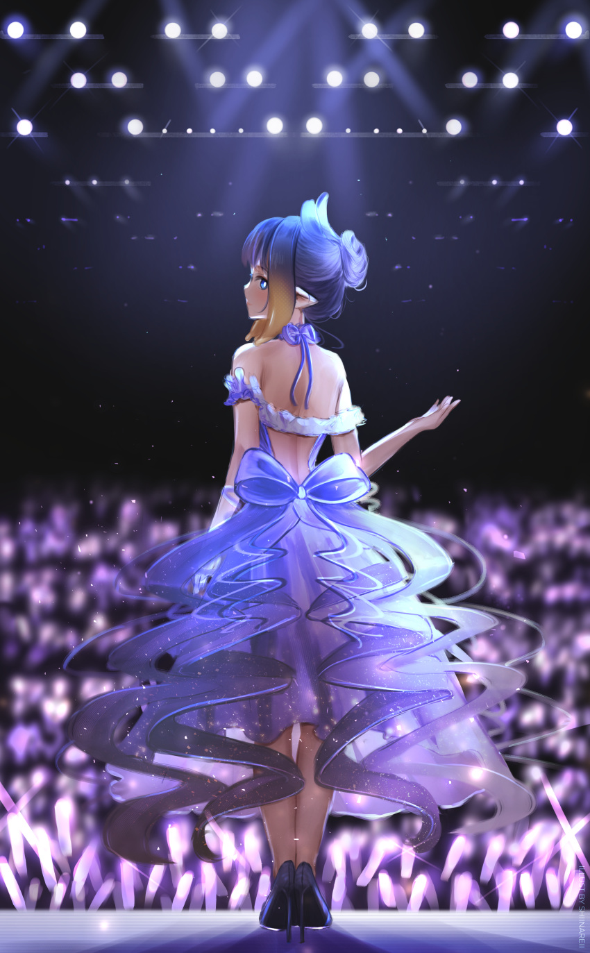 1girl absurdres back backless_dress backless_outfit bangs bare_shoulders blue_eyes commentary dress english_commentary from_behind full_body gloves hand_up high_heels highres hololive hololive_english light_particles looking_at_viewer looking_back medium_hair ninomae_ina'nis pointy_ears purple_dress purple_hair shiina_rei sidelocks single_glove solo stage_lights standing tied_hair virtual_youtuber white_gloves