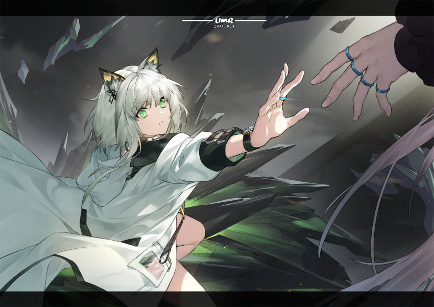 2girls animal_ear_fluff animal_ears arknights bangs cat_ears cat_girl dated eyebrows_visible_through_hair green_eyes highres jewelry kal'tsit_(arknights) labcoat long_hair multiple_girls parted_lips reaching_out ring short_hair silver_hair theresa_(arknights) yumero