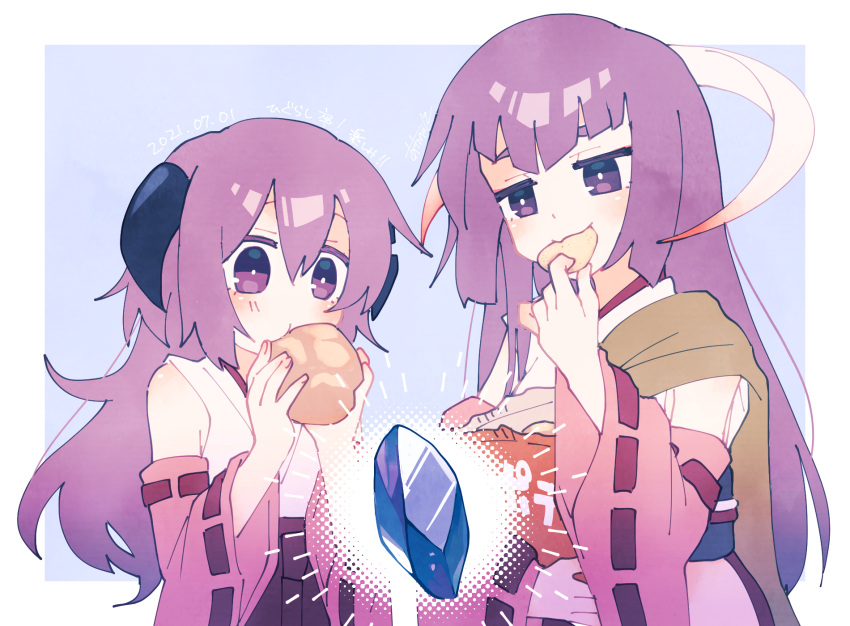 2girls bag blue_background border chips commentary_request dated detached_sleeves eating featherine_augustus_aurora food hair_between_eyes hakama hakama_skirt hand_up hands_up hanyuu highres higurashi_no_naku_koro_ni holding holding_bag holding_food horns japanese_clothes kakera long_hair momotarekawa multiple_girls outside_border pink_sleeves potato_chips purple_hair ribbon-trimmed_sleeves ribbon_trim signature simple_background skirt translation_request umineko_no_naku_koro_ni very_long_hair violet_eyes watching white_border