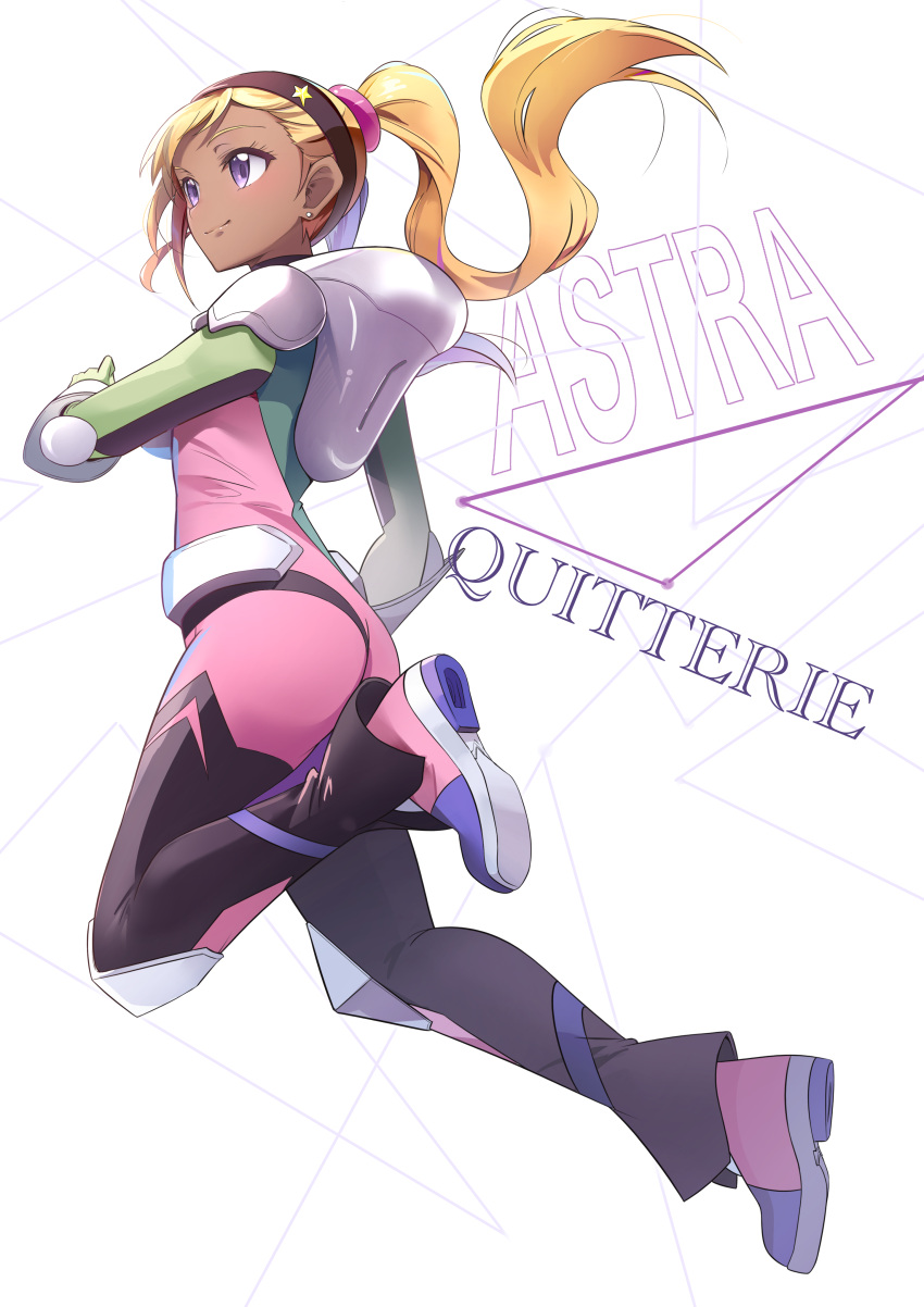 1girl absurdres ass black_hairband blonde_hair bodysuit character_name dark-skinned_female dark_skin earrings floating_hair gloves green_gloves hair_behind_ear hairband highres jewelry kanata_no_astra long_hair pilot_suit pink_bodysuit quitterie_rafaeli shirowa smile solo violet_eyes white_background