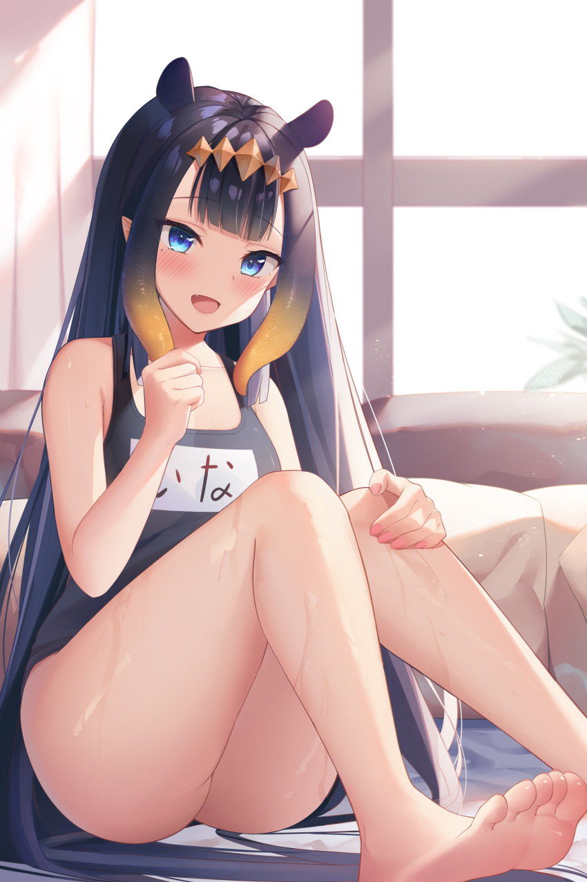 1girl absurdres bare_shoulders bed blue_eyes blue_swimsuit blush eyebrows_visible_through_hair fang hand_on_own_leg headpiece highres hiragana hololive hololive_english long_hair looking_at_viewer milk_box_(leoleo963852741) multicolored_hair ninomae_ina'nis on_bed open_mouth orange_hair pillow pointy_ears purple_hair school_swimsuit sitting sitting_on_bed swimsuit tentacle_hair thighs toes two-tone_hair very_long_hair wet window