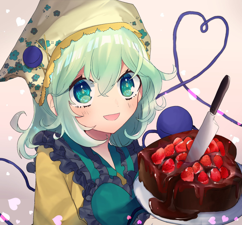 1girl :d apron bangs blouse blush cake chocolate_cake chocolate_syrup commentary_request eyeball floral_print food frilled_apron frills fruit gradient gradient_background green_apron green_eyes green_hair hair_between_eyes hair_ornament hairclip happy head_scarf headwear_removed heart heart_of_string highres holding holding_plate knife komeiji_koishi lace_trim looking_at_viewer open_mouth plate shiny shiny_hair shirt short_hair smile solo standing strawberry third_eye touhou tsukikusa upper_body yellow_blouse yellow_headwear yellow_shirt