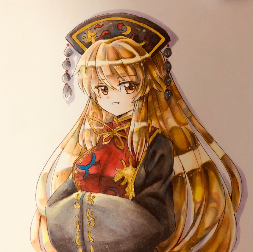 1girl bangs blonde_hair breasts chinese_clothes crescent dress eyebrows_visible_through_hair grin hair_between_eyes hands_in_opposite_sleeves hat highres hisako_(6anmbblfnjueeff) junko_(touhou) large_breasts long_hair phoenix_crown red_eyes smile smug solo tabard touhou very_long_hair wide_sleeves yellow_eyes