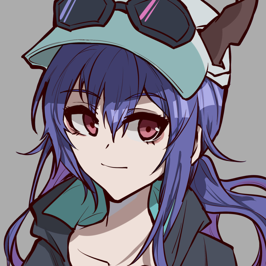 1girl arknights bangs baseball_cap black_jacket blue_hair ch'en_(arknights) ch'en_the_holungday_(arknights) collarbone dragon_horns eyebrows_visible_through_hair eyewear_on_headwear grey_background grey_headwear hair_between_eyes hat highres horns horns_through_headwear jacket long_hair looking_at_viewer portrait red_eyes sidelocks simple_background smile solo sunglasses yi1ling0