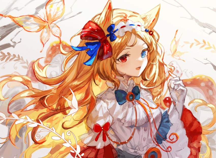 1girl :d animal_ears archetto_(arknights) arknights bangs blonde_hair blue_bow blue_bowtie blue_eyes blush bow bowtie breasts bug butterfly dress fang gloves hair_bow hairband hand_up long_hair long_sleeves looking_at_viewer medium_breasts open_mouth parted_bangs red_bow red_eyes ribbon_trim simple_background skin_fang smile solo spacelongcat upper_body very_long_hair white_background white_dress white_gloves white_hairband wide_sleeves