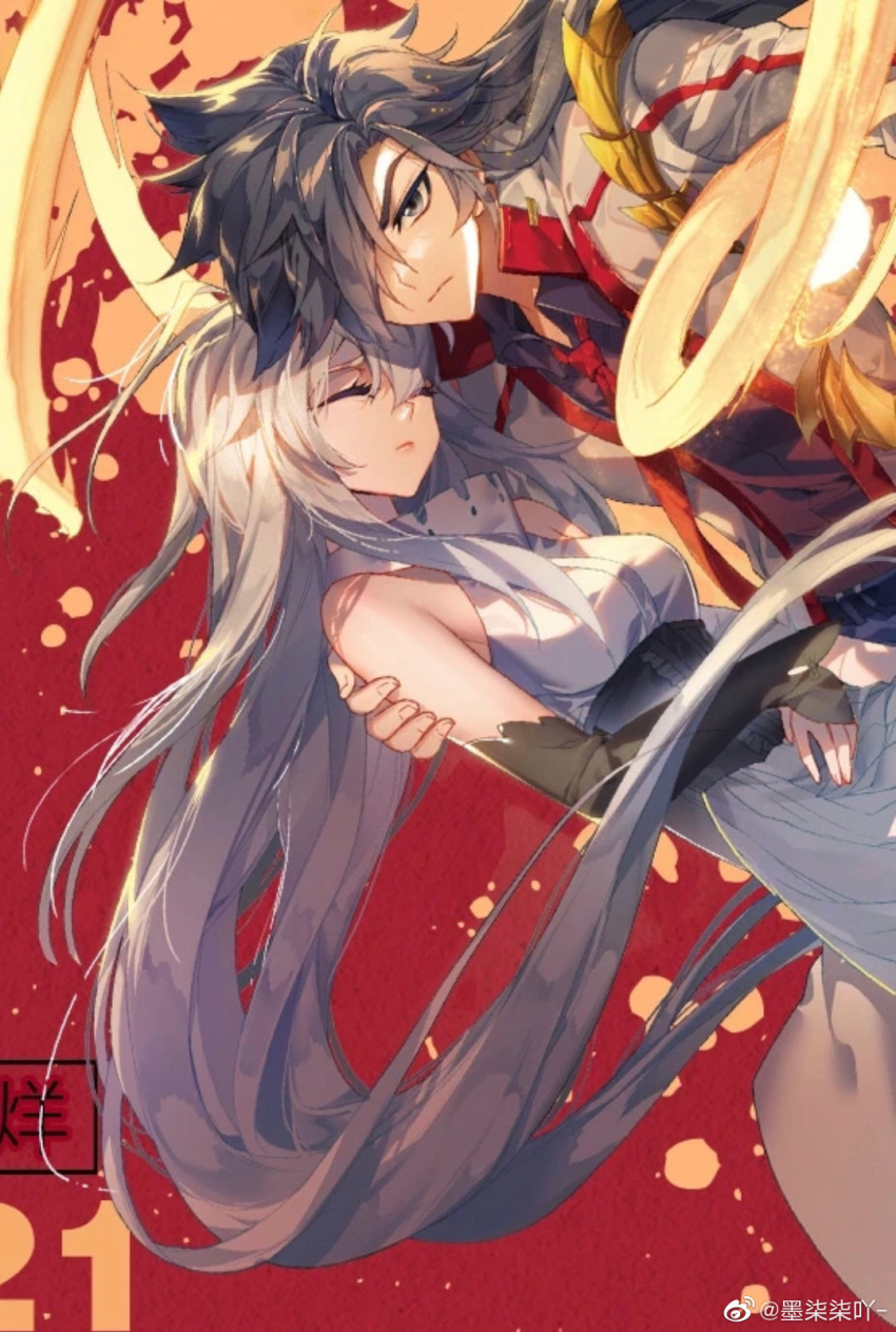 1boy 1girl black_hair carrying carrying_person closed_eyes douluo_dalu gu_yuena highres husband_and_wife long_hair red_background silver_hair tang_wulin_(douluo_dalu)