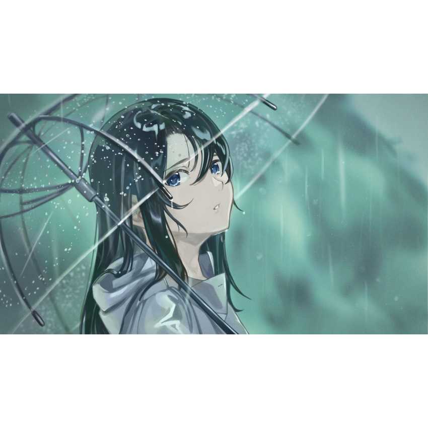 1girl akira_tooru black_hair blue_eyes blurry blurry_background commentary_request depth_of_field face from_side hair_between_eyes highres holding holding_umbrella hood hood_down hooded_jacket jacket letterboxed long_hair looking_at_viewer looking_to_the_side original rain solo straight_hair transparent transparent_umbrella umbrella white_jacket