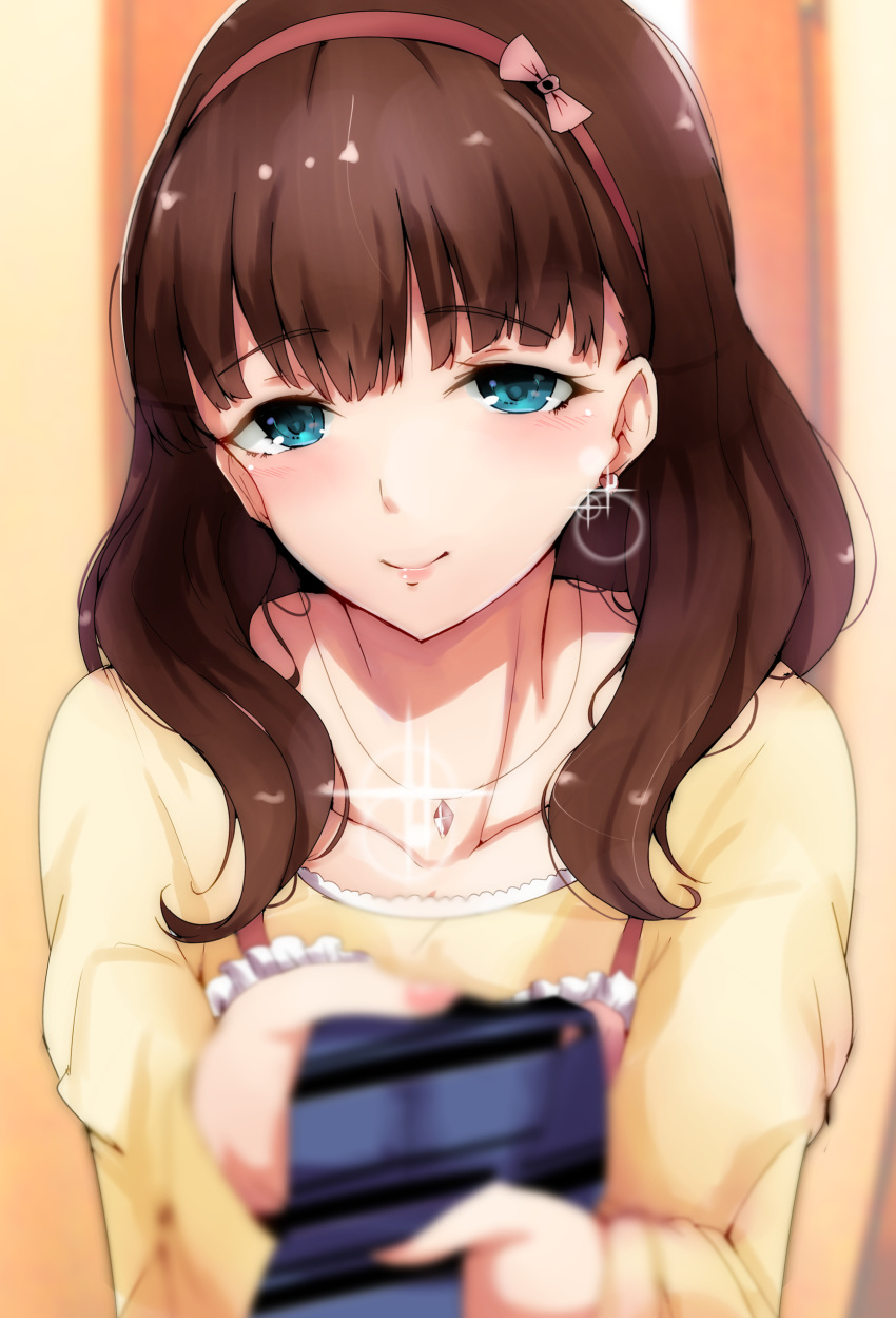 1girl absurdres bangs blue_necktie blurry blurry_background blurry_foreground blush bow brown_hair closed_mouth depth_of_field earrings eyebrows_visible_through_hair frilled_sleeves frills gem glint hair_bow hairband highres idolmaster idolmaster_cinderella_girls jewelry long_hair long_sleeves necklace necktie red_bow red_hairband ryuu. sakuma_mayu shirt smile solo striped_necktie upper_body yellow_shirt