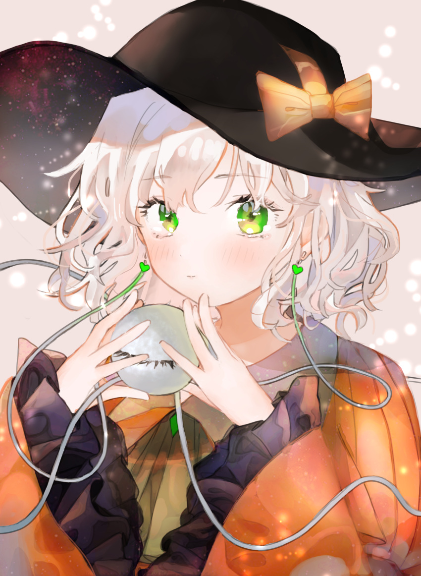 1girl absurdres bangs blush commentary_request earrings eyebrows_visible_through_hair frills green_eyes hair_between_eyes hands_up hat highres holding jewelry komeiji_koishi light_particles light_smile long_sleeves looking_at_viewer majamari_(style) medium_hair omodaka_romu orange_shirt shirt silver_hair simple_background solo third_eye touhou upper_body wide_sleeves