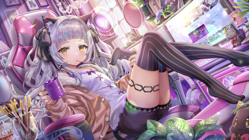 1girl animal_ears bangs black_legwear blunt_bangs blush breasts cat_ears cat_tail highres hololive long_hair long_sleeves looking_at_viewer murasaki_shion sidelocks silver_hair small_breasts solo tail thigh-highs torino_akua virtual_youtuber yellow_eyes