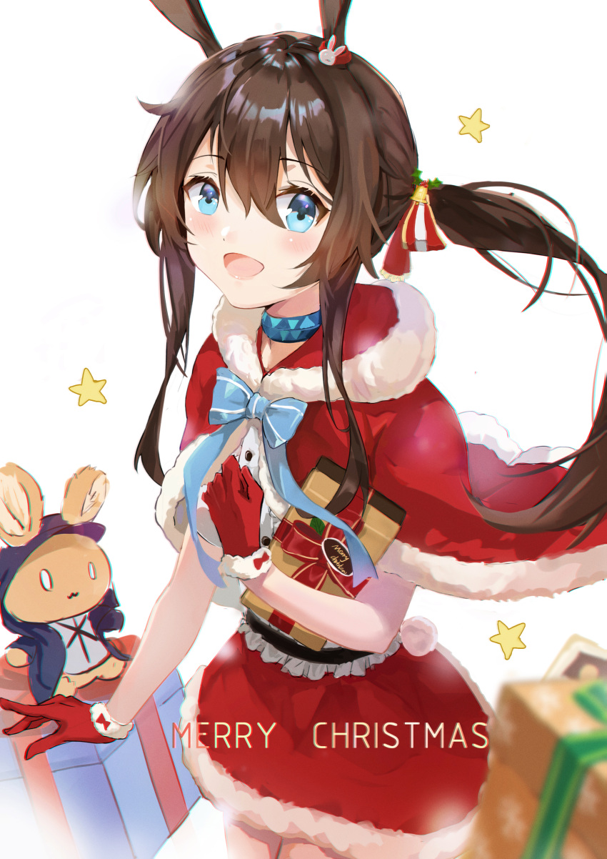 1girl :3 :d absurdres alternate_costume amiya_(arknights) animal_ears arknights arm_up bangs belt blue_bow blue_choker blue_eyes blush bow brown_hair buttons capelet check_commentary chenmu_sora choker christmas commentary_request ear_tag english_commentary fur-trimmed_gloves fur-trimmed_skirt fur_trim gift gloves hair_between_eyes hair_bow happy highres horse_ears horse_girl merry_christmas open_mouth ponytail red_bow red_capelet red_gloves red_ribbon red_skirt ribbon shiny shiny_hair shirt simple_background skirt smile solo standing star_(symbol) striped striped_bow stuffed_animal stuffed_toy teddy_bear white_background white_shirt