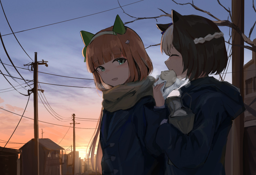 2girls animal_ears bag bangs baozi bare_tree blue_coat blush breath brown_hair building closed_eyes coat eating food green_eyes highres hooded_coat horse_ears long_hair looking_at_another multicolored_hair multiple_girls open_mouth orange_hair outdoors power_lines scarf seikatsu short_hair silence_suzuka_(umamusume) special_week_(umamusume) steam sunset tree two-tone_hair umamusume upper_body utility_pole