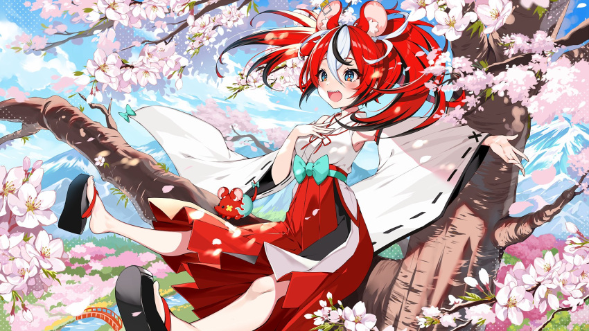 1girl alternate_costume animal_ears black_hair hakama hakama_skirt hakos_baelz highres hololive hololive_english japanese_clothes miko mouse_ears mouse_girl multicolored_hair red_hakama redhead shinto skirt solo tatejima_uri virtual_youtuber white_hair