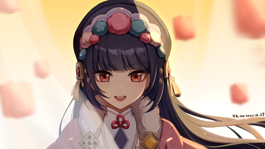 1girl bangs black_hair black_headwear blunt_bangs capelet commentary_request eyeshadow facing_viewer fur_collar fur_trim genshin_impact highres hime_cut lxy122 makeup open_mouth pink_capelet portrait red_eyes smile solo teeth upper_teeth vision_(genshin_impact) yunjin_(genshin_impact)