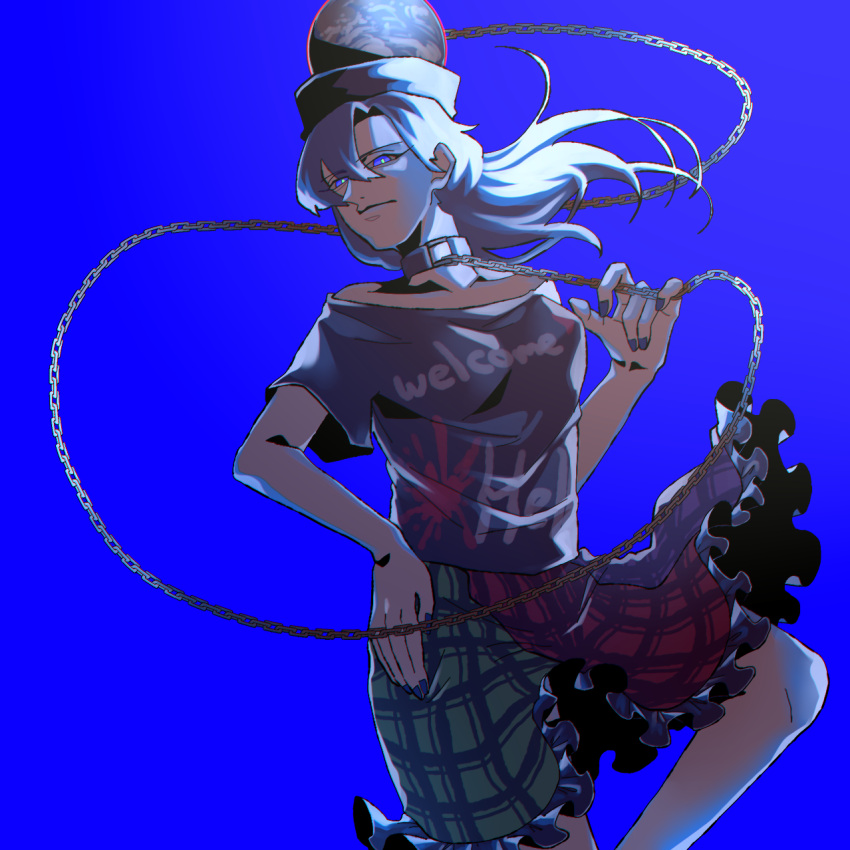 1girl bangs bare_shoulders black_headwear black_sleeves blue_background blue_eyes blue_hair breasts chain closed_mouth clothes_writing earth_(ornament) eyebrows_visible_through_hair gold_chain green_skirt hair_between_eyes hand_on_hip hecatia_lapislazuli hecatia_lapislazuli_(earth) highres looking_at_viewer medium_breasts multicolored_clothes multicolored_skirt off-shoulder_shirt off_shoulder plaid plaid_skirt polos_crown purple_skirt raya_(uk_0128) red_skirt shirt short_sleeves simple_background skirt solo standing t-shirt touhou