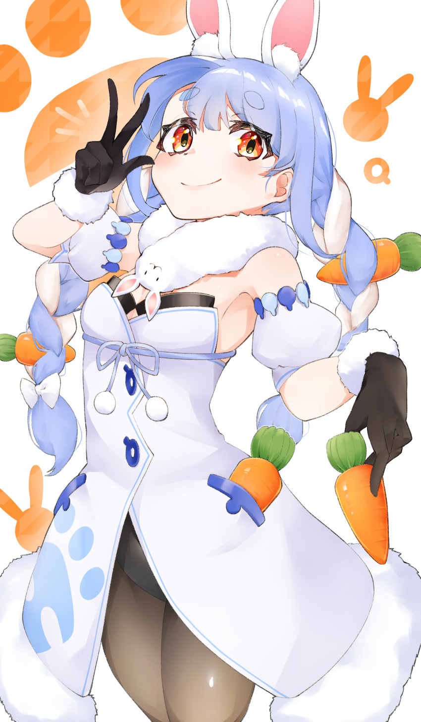 1girl absurdres animal_ears armband bangs black_gloves black_legwear black_leotard blue_hair braid breasts carrot carrot_hair_ornament closed_mouth coat cowboy_shot don-chan_(usada_pekora) eyebrows_visible_through_hair food food-themed_hair_ornament fur-trimmed_coat fur-trimmed_gloves fur_scarf fur_trim gloves hair_ornament highres holding holding_food holding_vegetable hololive leotard leotard_under_clothes long_hair looking_at_viewer multicolored_hair notice_lines pantyhose rabbit_ears red_eyes scarf small_breasts smile solo standing strapless strapless_coat strapless_leotard twin_braids twintails two-tone_hair usada_pekora vegetable virtual_youtuber w white_background white_hair white_scarf zukki0731