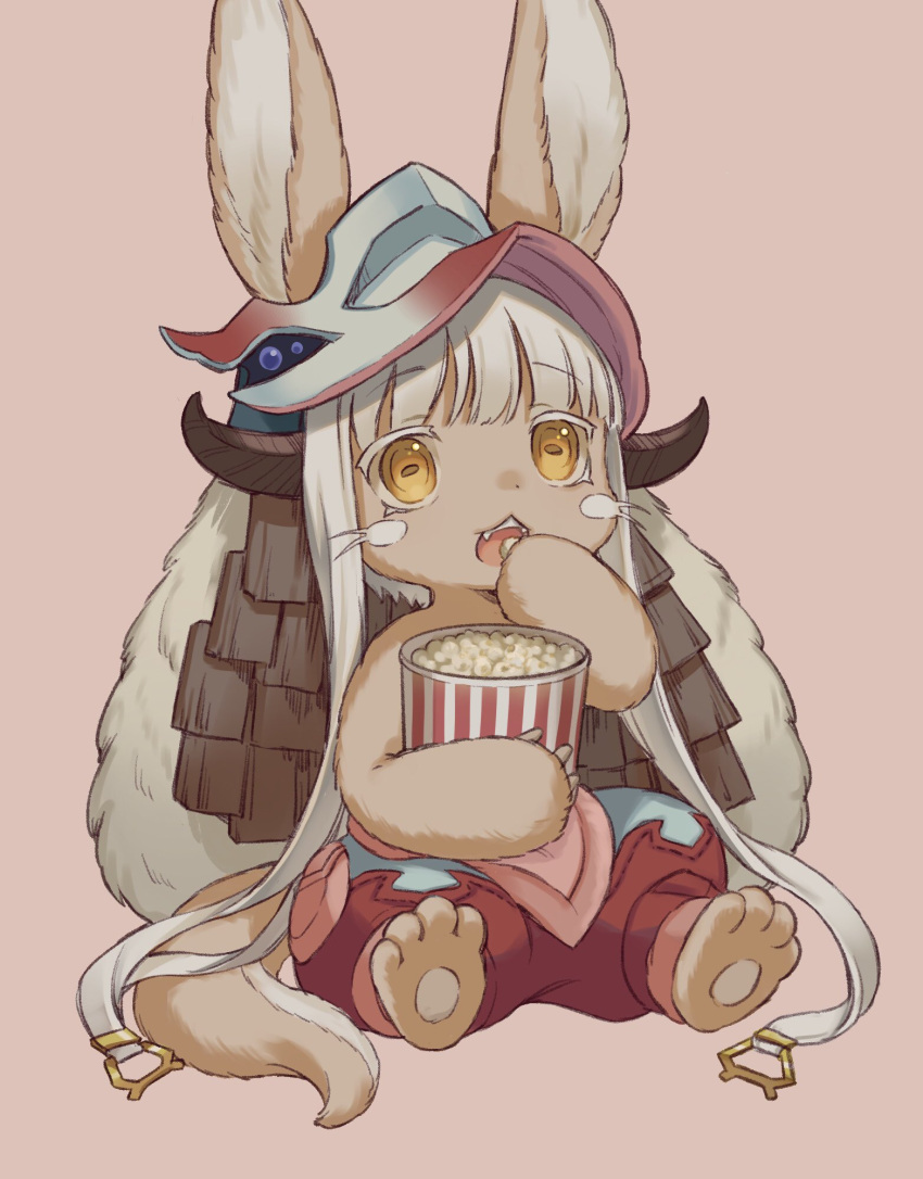 1other ambiguous_gender animal_ears armor bangs barefoot blunt_bangs blush_stickers choke_(amamarin) cup disposable_cup eating food full_body furry hand_up helmet highres holding holding_food horizontal_pupils horns japanese_armor kabuto looking_at_viewer made_in_abyss nanachi_(made_in_abyss) open_mouth pants popcorn rabbit_ears red_background red_pants short_hair simple_background sitting solo tail whiskers white_hair yellow_eyes
