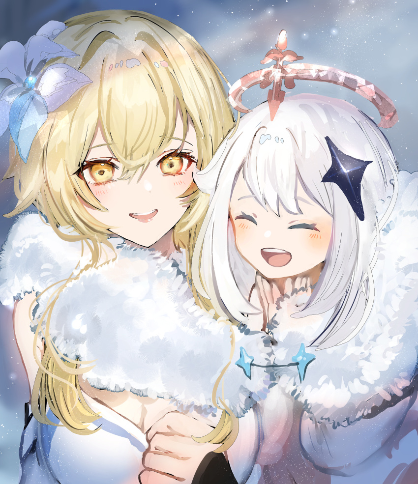 2girls absurdres blonde_hair blush closed_eyes commentary_request dress flower fur_scarf genshin_impact hair_flower hair_ornament halo highres lumine_(genshin_impact) multiple_girls nanaponi open_mouth paimon_(genshin_impact) parted_lips smile snowing star_(symbol) star_hair_ornament teeth upper_body upper_teeth white_dress white_flower white_hair yellow_eyes