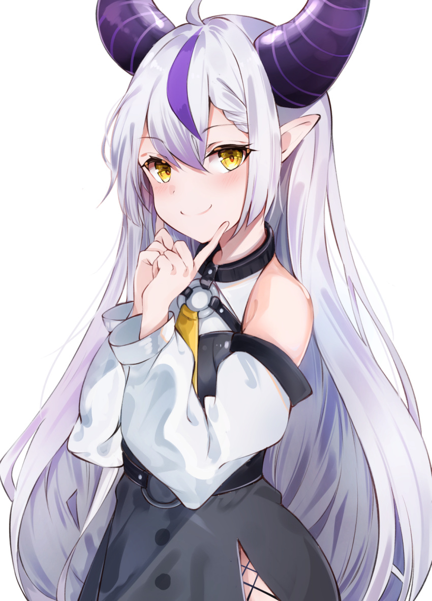 1girl black_horns closed_mouth commentary_request detached_sleeves eyebrows_visible_through_hair hair_between_eyes highres hololive horns la+_darknesss long_hair looking_at_viewer multicolored_hair pointy_ears purple_hair runep simple_background smile solo streaked_hair striped striped_horns virtual_youtuber white_background white_hair yellow_eyes