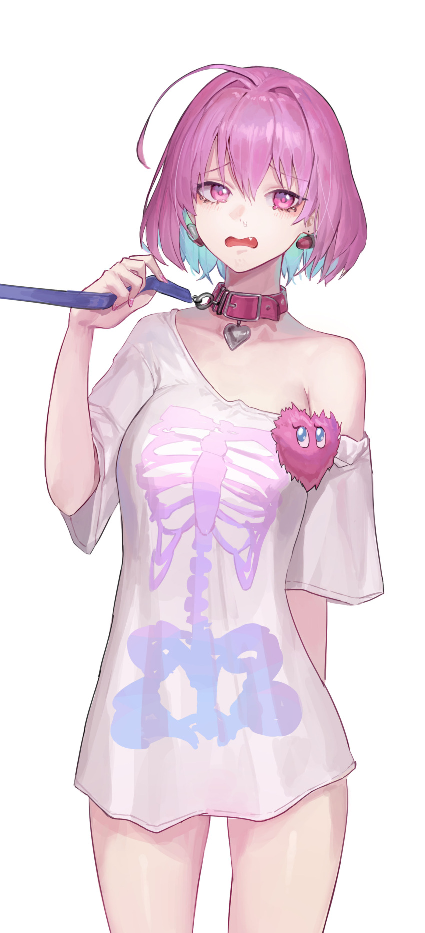 1girl absurdres blue_hair collar collarbone colored_inner_hair commentary cowboy_shot earrings fang hand_up heart_collar highres idolmaster idolmaster_cinderella_girls jewelry leash looking_at_viewer mac_star multicolored_hair open_mouth pink_collar pink_eyes pink_hair ribs shirt short_sleeves simple_background single_bare_shoulder solo t-shirt white_background white_shirt yumemi_riamu