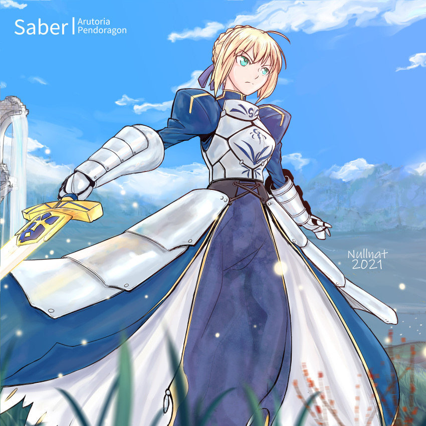 1girl 2021 absurdres ahoge armor artoria_pendragon_(fate) blonde_hair blue_skirt blue_sky braid breastplate character_name dated determined excalibur_(fate/stay_night) fate/grand_order fate_(series) french_braid gauntlets grass green_eyes highres juliet_sleeves long_sleeves mountainous_horizon nullnat puffy_sleeves purple_ribbon ribbon saber skirt sky solo