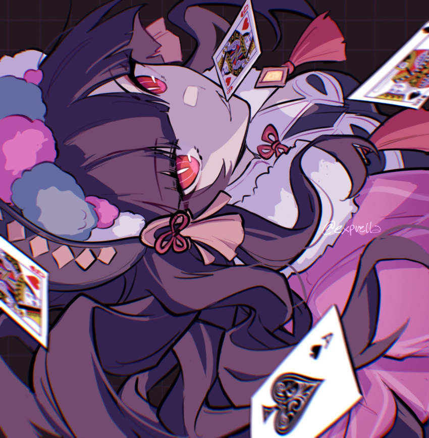1girl black_background black_corset black_hair bonnet breasts capelet card card_in_mouth commentary corset english_commentary genshin_impact highres long_hair looking_at_viewer looking_back mao_(expuella) medium_breasts mouth_hold multicolored_clothes multicolored_headwear pink_capelet playing_card red_eyes simple_background slit_pupils smile solo twitter_username upper_body yunjin_(genshin_impact)