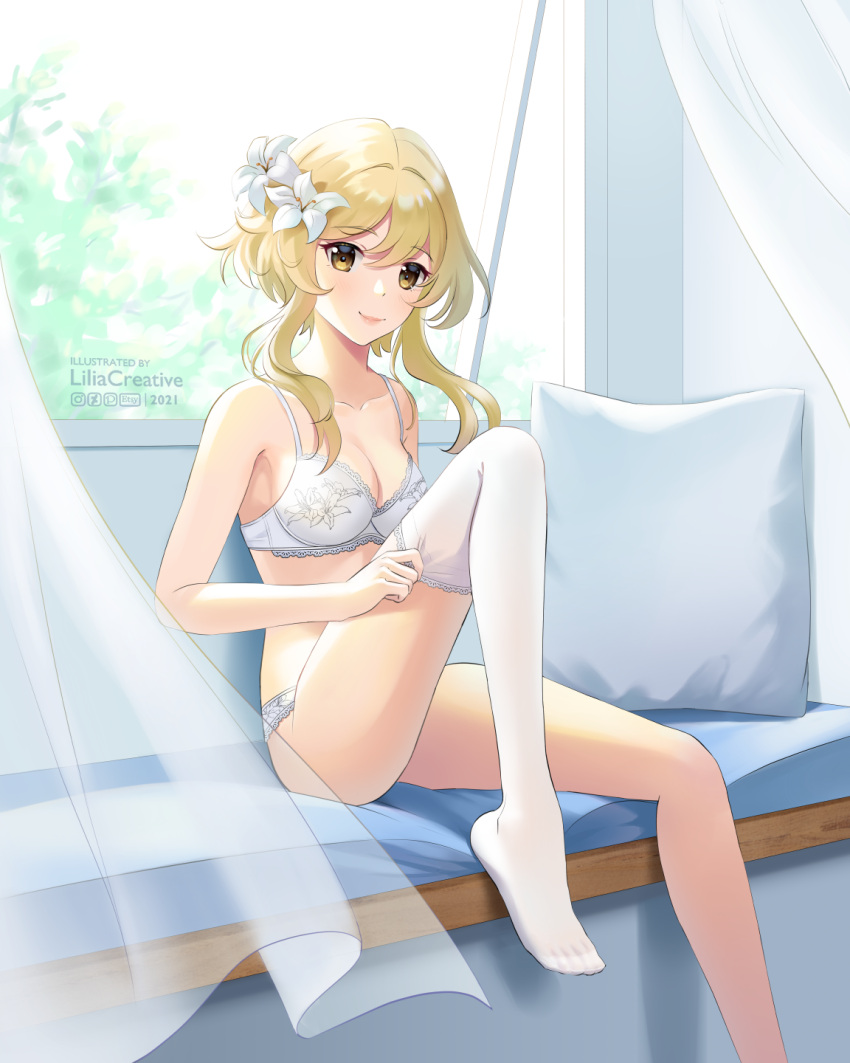 1girl artist_name bangs blonde_hair bra breasts closed_mouth collarbone commentary_request curtains day english_commentary eyebrows_visible_through_hair flower genshin_impact hair_between_eyes hair_flower hair_ornament highres indoors knee_up lilia_creative long_hair looking_at_viewer lumine_(genshin_impact) medium_breasts mixed-language_commentary no_shoes panties pillow single_thighhigh sitting smile solo thigh-highs transparent underwear underwear_only white_bra white_flower white_legwear white_panties window yellow_eyes