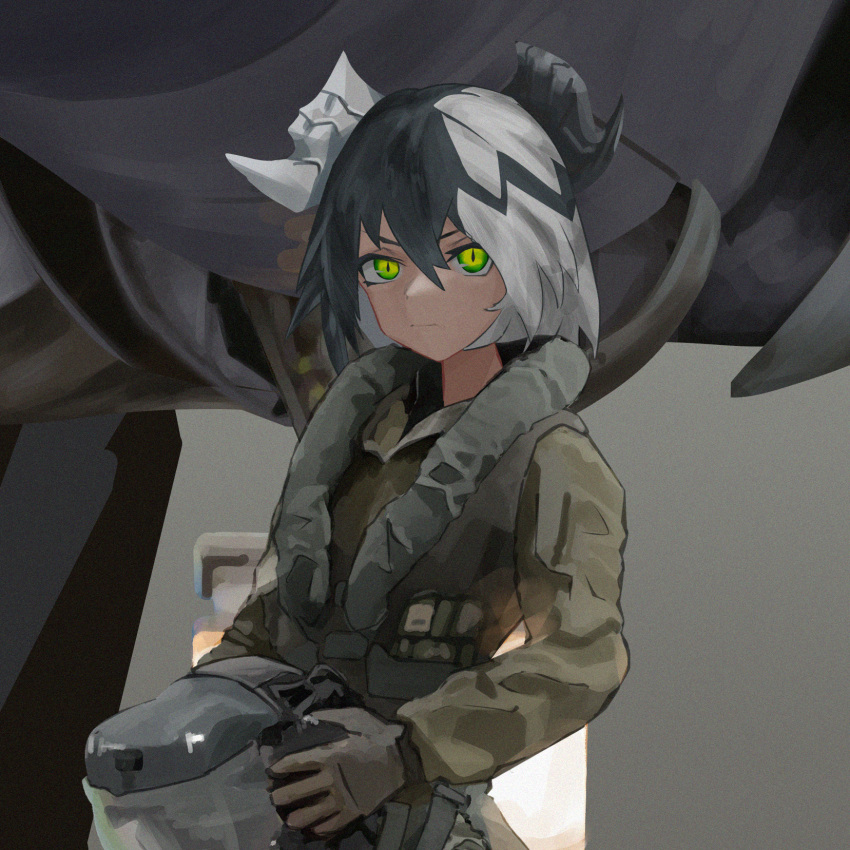 1girl aircraft airplane alchemy_stars alternate_costume arasaka_inu black_hair chinese_commentary commentary_request gloves green_eyes grey_background headwear_removed helmet helmet_removed highres holding holding_helmet horns jet looking_at_viewer mixed-language_commentary multicolored_hair partial_commentary pilot_helmet pilot_suit rafale sharona_(alchemy_stars) short_hair solo standing two-tone_hair upper_body white_hair