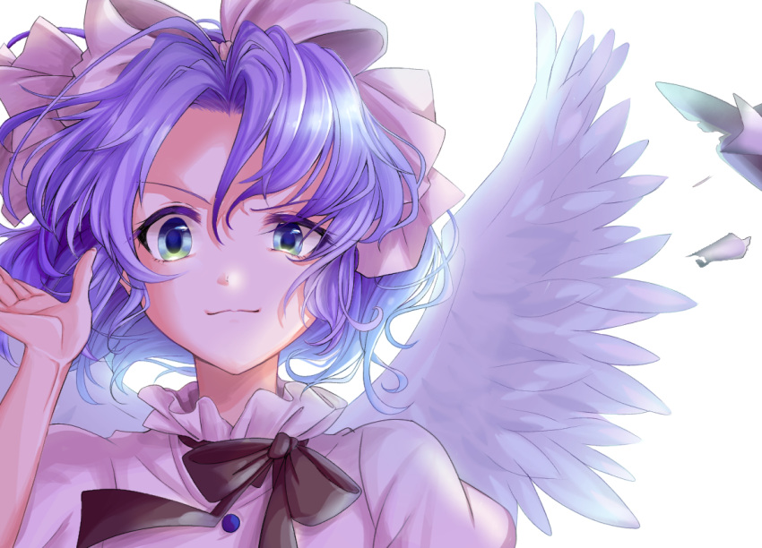 1girl angel angel_wings bangs black_bow blue_eyes blue_hair bow breasts dress feathered_wings hair_ribbon mystic_square parted_bangs ribbon short_hair simple_background small_breasts smirk touhou touhou_(pc-98) user_regk4543 white_background white_dress white_ribbon white_wings wings