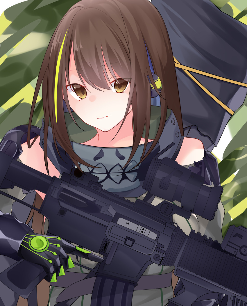 1girl absurdres black_gloves black_shorts breasts brown_eyes brown_hair closed_mouth eyebrows_visible_through_hair feet_out_of_frame girls_frontline gloves green_shirt grey_background hand_on_back hand_on_breast highres long_hair looking_at_viewer m4a1_(girls_frontline) medium_breasts multicolored_hair navel open_clothes open_shorts reiwa_(reikawa_setsuna) shirt shorts solo